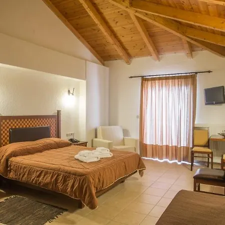 Natura Club & 4*